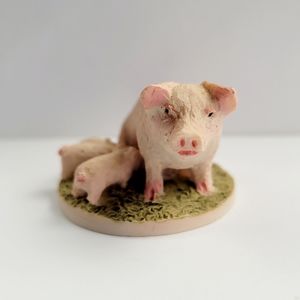 Mama Pig Feeding Piglets ~ Made & Hand Painted in Scotland